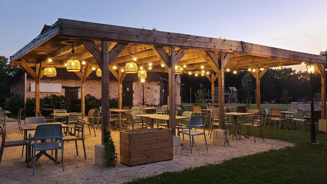 Le Domaine Du Bois Coquet Hotel La Douze Екстериор снимка